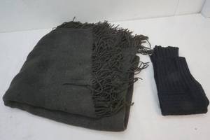 lot 61 image: wool blanket
