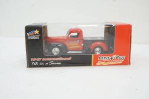 lot 66 image: 1947 international truck