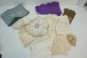 lot 83 image: table linens
