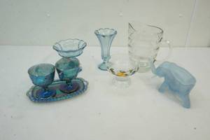 lot 126 image: carnival glass cream and sugar