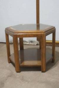 lot 136 image: end table