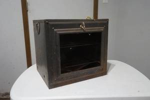 lot 164 image: vintage pie warmer