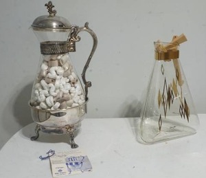 lot 194 image: coffee serving set