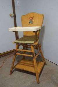 lot 218 image: high chair