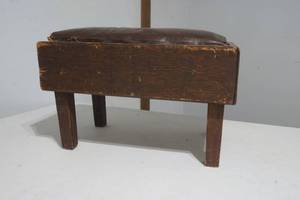lot 221 image: bench