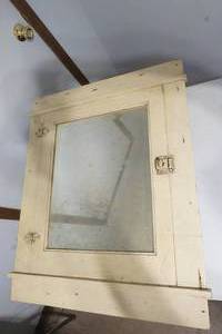 lot 233 image: vintage medicine cabinet