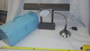 lot 414 image: Lighting & Toolbox.
