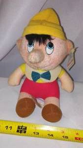lot 465 image: Vintage Pinocchio Stuffed Toy - With Tag