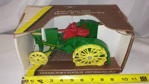 lot 489 image: ETRL John Deere Waterloo Boy Model R  1915