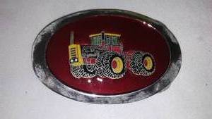 lot 492 image: Case I.H.  Belt Buckle