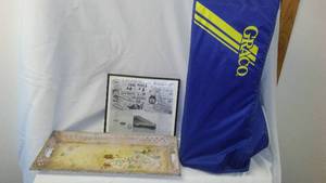 lot 515 image: Vintage Metal Tray & More - Piggly Wiggly Advertising