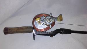 lot 518 image: Vintage Ted Williams Reel  Shakespeare Rod, Excellent