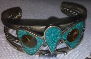 lot 522 image: Fashion Jewelry - Necklaces & Bracelets