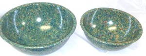 lot 537 image: Vintage Brookpark (2) Blue Green Confetti Bowls Melmac.