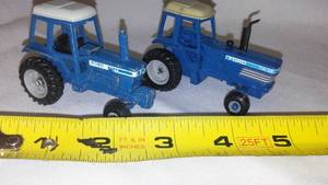 lot 552 image: Ford Tractors TW - 35  9700