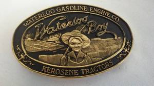 lot 559 image: John Deere BELT BUCKLE Waterloo Boy