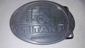lot 561 image: John Deere BELT BUCKLE Titan II Combine Pewter