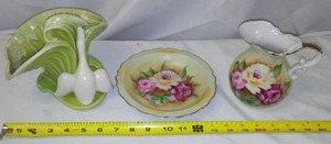 lot 592 image: Vintage Decor