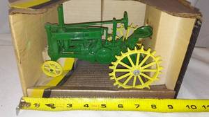 lot 614 image: JOHN DEERE Model G, 1937
