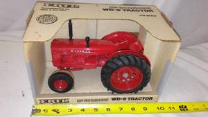 lot 616 image: Mc Cormick WD - 9 Tractor