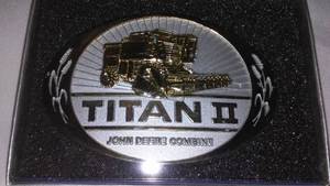 lot 629 image: JOHN DEERE BELT BUCKLE Titan II