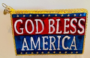 lot 72 image: Christopher Radko Patriotic Themed Ornaments and Stand includes Christopher Radko Brave Heart and Freedom Rings Ornaments