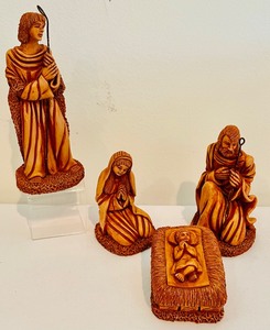 lot 120 image: Nativity Scene with Figurines by Angela Servin
