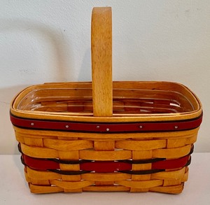 lot 251 image: Longaberger Baskets and Longaberger Patriotic Basket Fabric Inserts