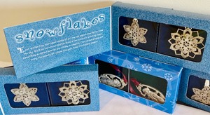 lot 225 image: Longaberger Pewter Ornament Sets