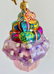 lot 236 image: Christopher Radko Cupcake Themed Ornament with Box