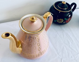lot 244 image: Three Small Teapots by Gibson, Hall and More