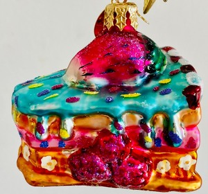 lot 243 image: Christopher Radko Cake Themed Ornaments