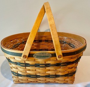 lot 268 image: 3 Longaberger Baskets with Handles