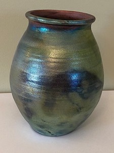 lot 373 image: Beautiful Raku Pottery Vase by Jeremey Diller