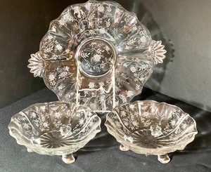 lot 369 image: Vintage Fostoria Glassware Items