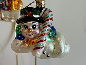 lot 248 image: Four Petite Christopher Radko Snowman Ornaments including Christopher Radko Little Gems Collection Ornaments