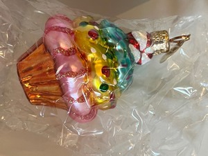 lot 295 image: Christopher Radko Little Gems Collection- Mint Confection Gem Ornament