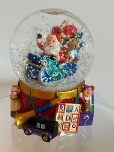 lot 297 image: Christoper Radko Miniature Santas Drum Snow Globe w Box