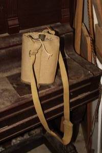 lot 530 image: Vintage Canteen with Case