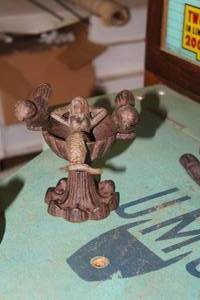 lot 551 image: Mermaid in Bird Bath Metal Figurine