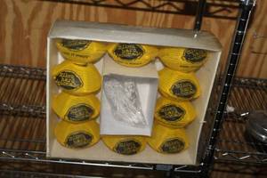 lot 588 image: Mikes Hard Lemonade Light Set (New)