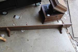 lot 626 image: Wooden Wall Shelf