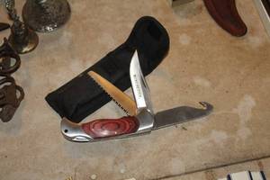 lot 640 image: Winchester Three Blade Pocket Knife