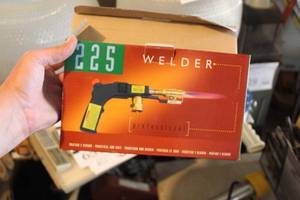 lot 652 image: 225 Professional Blow Torch (in original packaging)