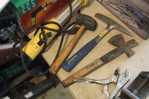 lot 651 image: Lot of (5) Hand Tools - Mallet, Hand Axe, Pick, Locking Pliers, Corded Work Light