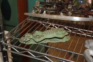 lot 680 image: Frog Metal Door Knocker