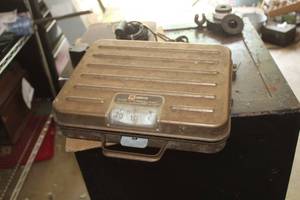 lot 710 image: Pelouze P70 U.S.P. Parcel Post 70-lbs Scale