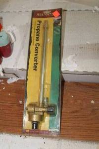 lot 722 image: Propane Converter (in original packaging)