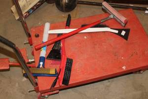 lot 729 image: Lot of (6) Automotive Accessories - Scrapers, Squeegees