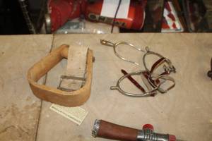 lot 739 image: Lot of (4) Horse Tack - Spur Bars (x3), Stirrup (x1)